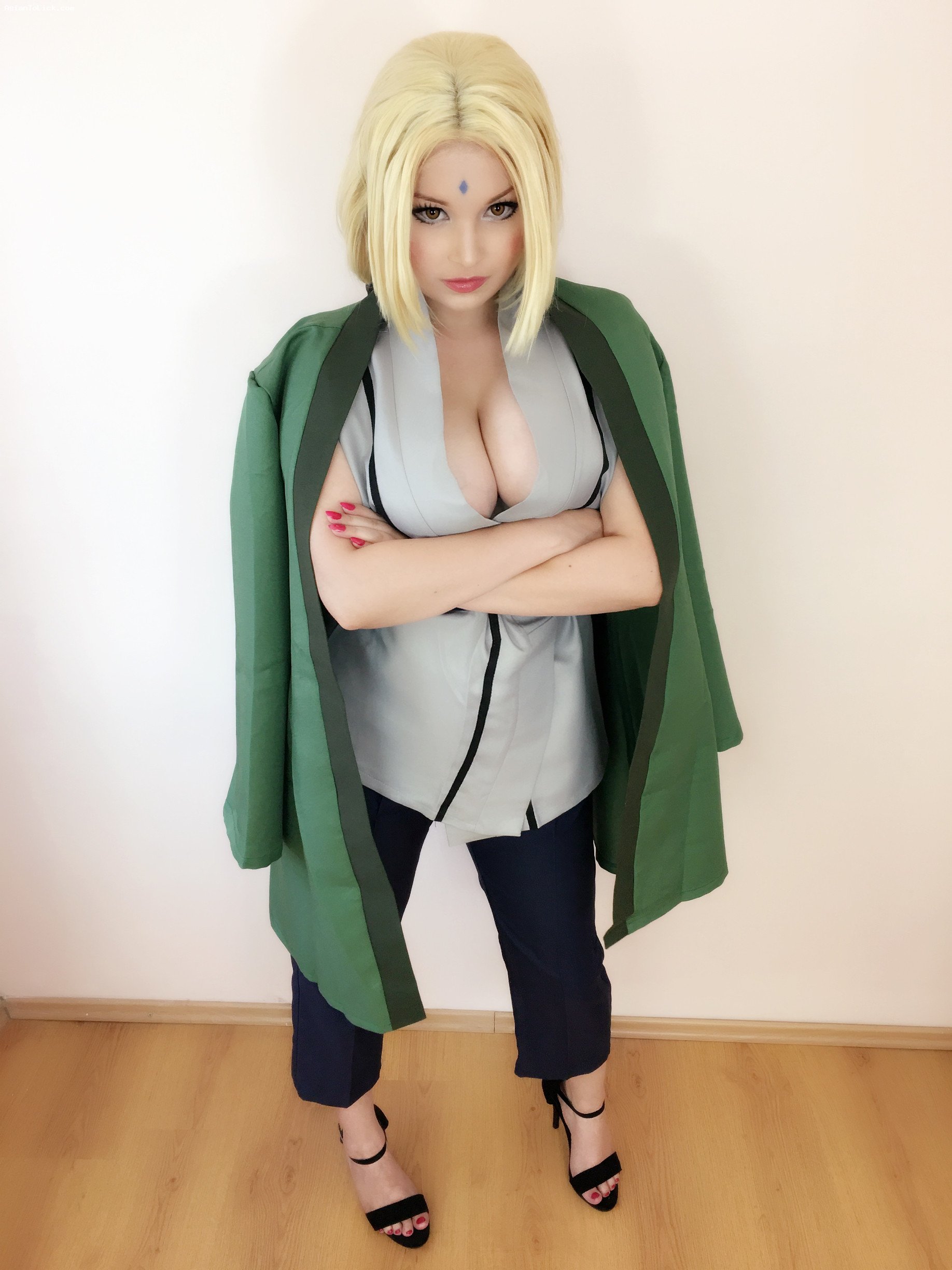 图库-Hidori Rose - Tsunade Naruto Cosplay + video